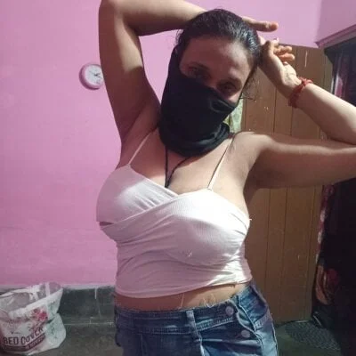 Gullapi Stripchat ماڈل