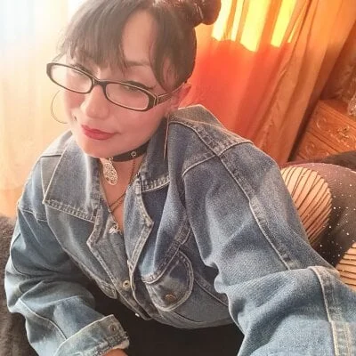 Lucy_jhack کے شو کا آخری اسکرین شاٹ