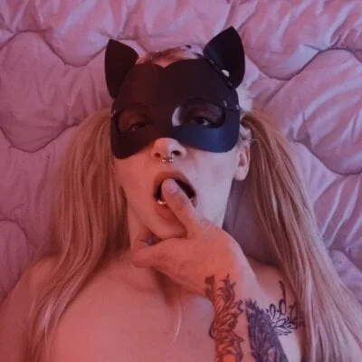 goodbyegrlz Stripchat ماڈل